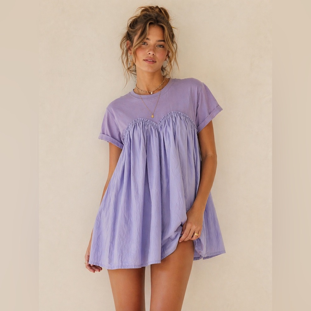 Lilac Short-Sleeve Babydoll Mini Dress with Sweetheart detail